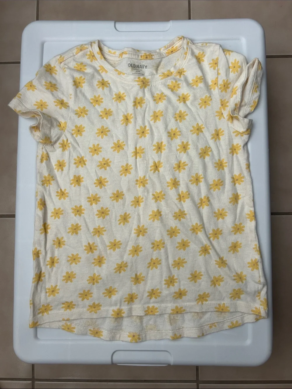 EUC Old Navy Graphic Tees (4 Total)